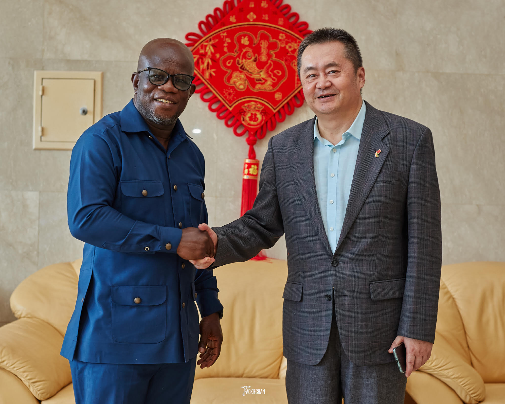 SIGA Director-General Holds Talks with Chinese Embassy on SOE Governance